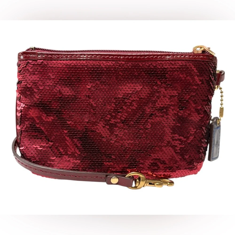 Coach Poppy Red Sequin Wristlet Limited Edition NWOT Holiday Glam Sparkle Bag